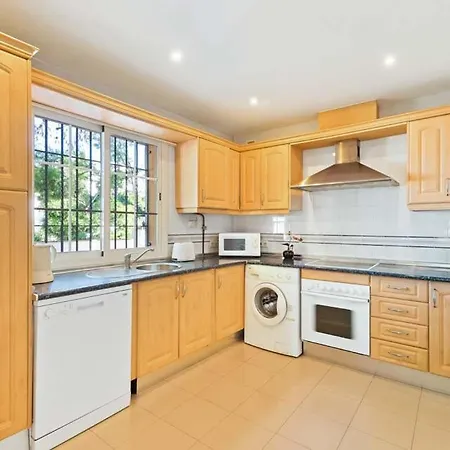 Buganvillas Нерха